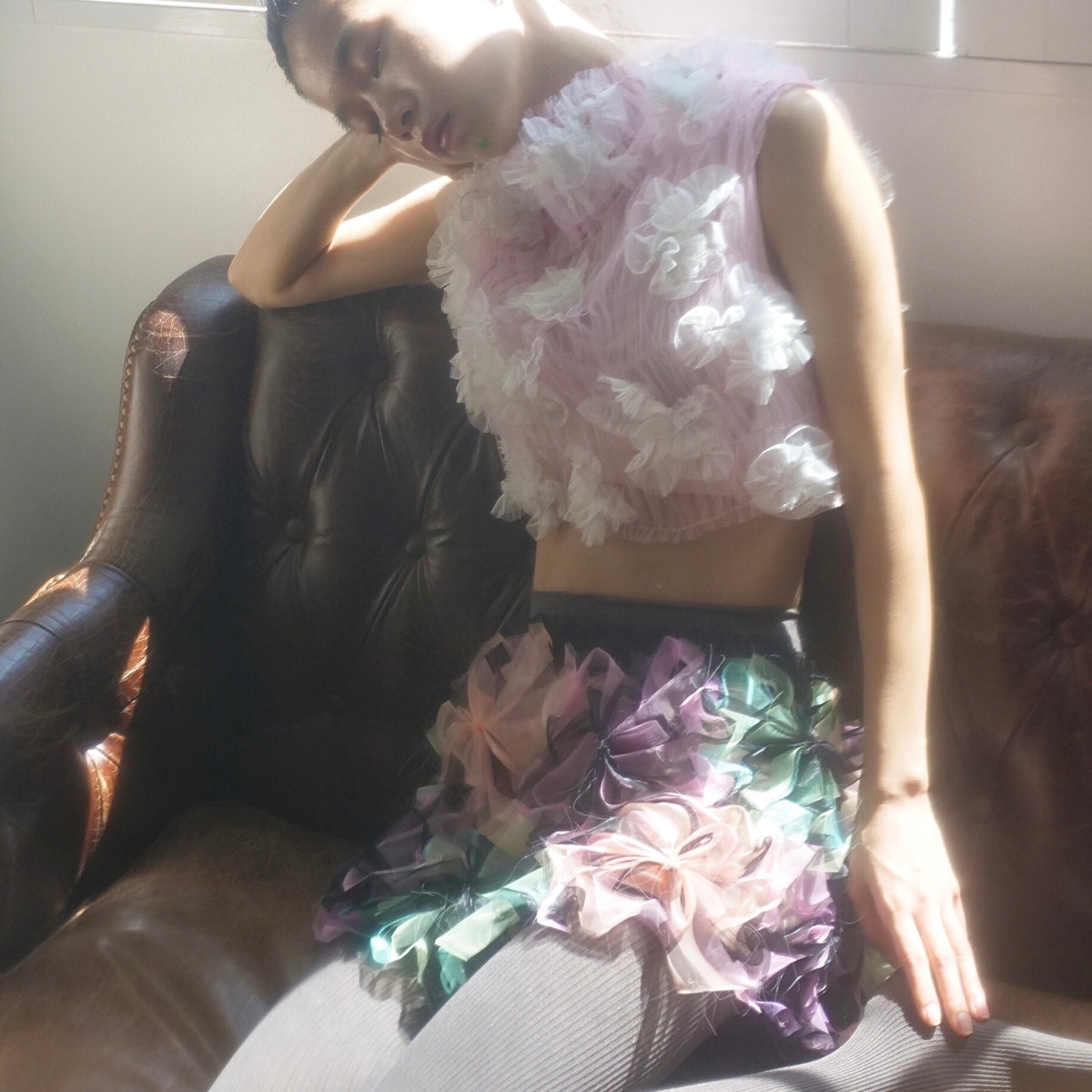 新品未使用volume frill flower shirring tops フラワー Flower cotton frill top コットンフリルトップ - メルカリ