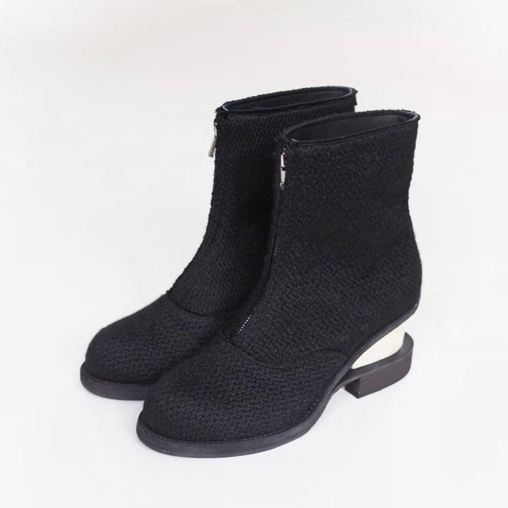 PETROSOLAUM center zip w – dim at noon