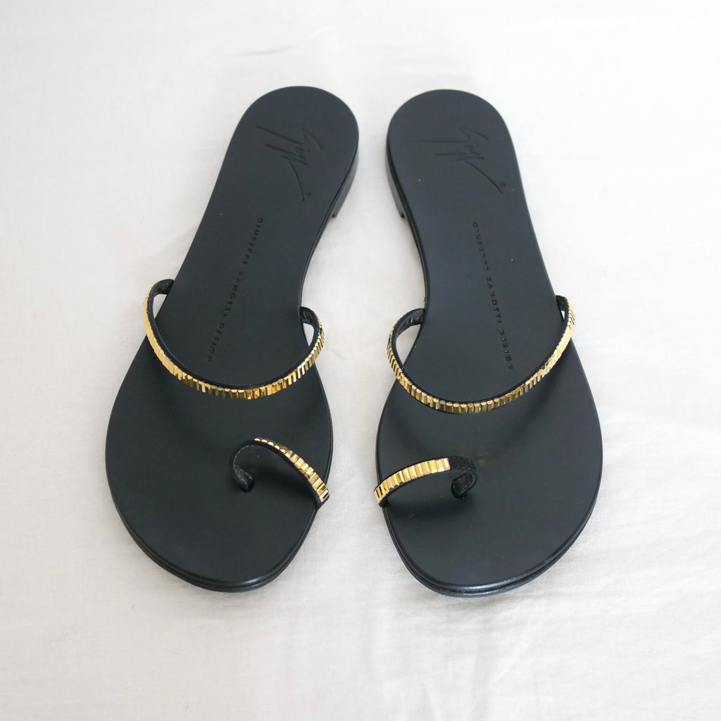 [OLD&VINTAGE]  GIUSEPPE ZANOTTI　ゴールドプレートサンダル