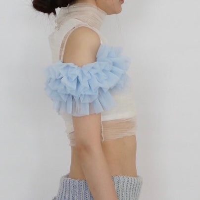 SUSAN FANG　SHIRRED BANDAGE WRAP TOP WITH PUFF SLEEVES IN BLUE