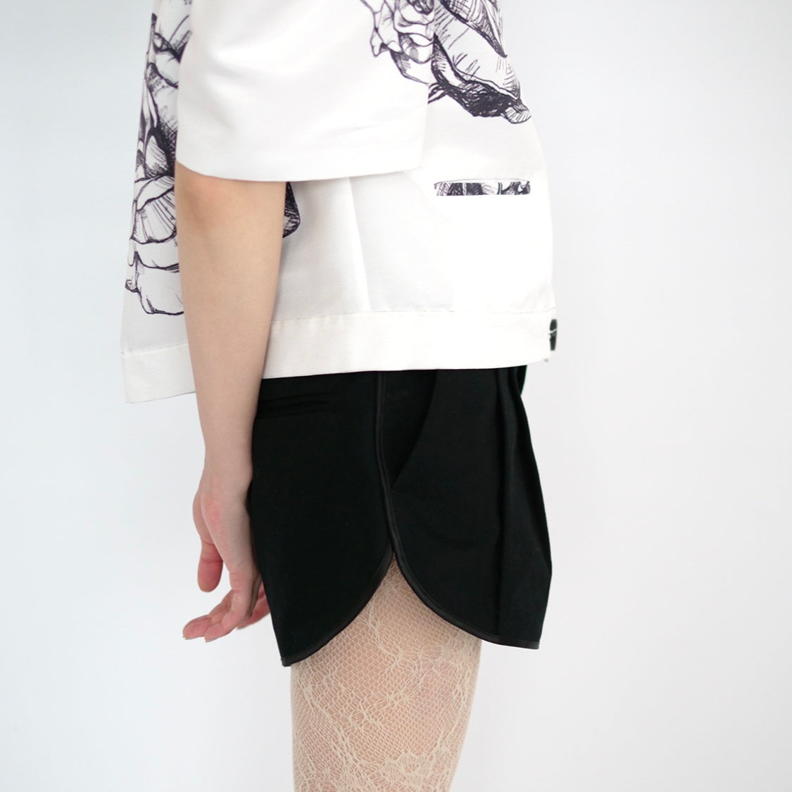 [OLD&VINTAGE] BLESS   SHORT PANTS