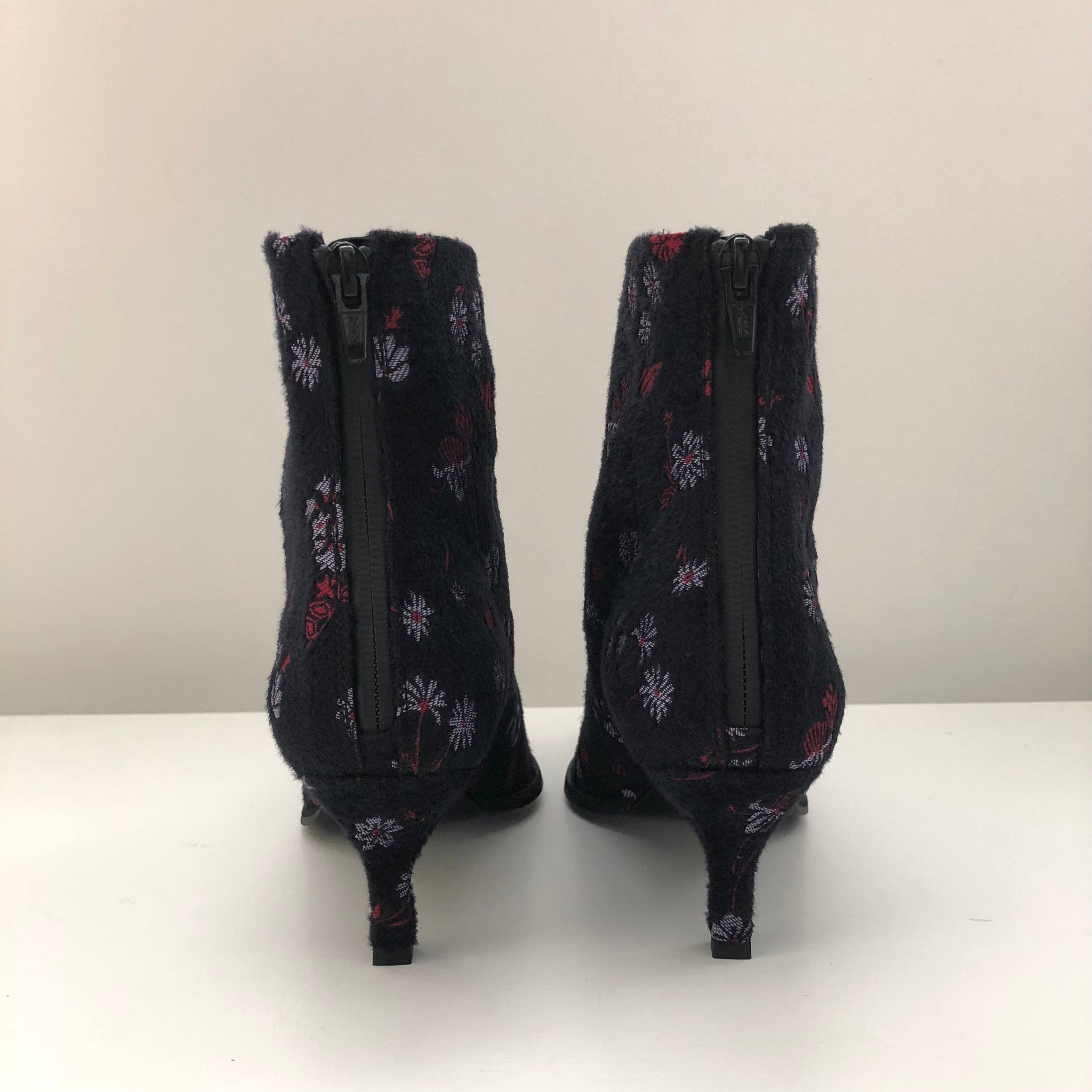Mame Kurogouchi Floral Jacquard Boots / BLACK