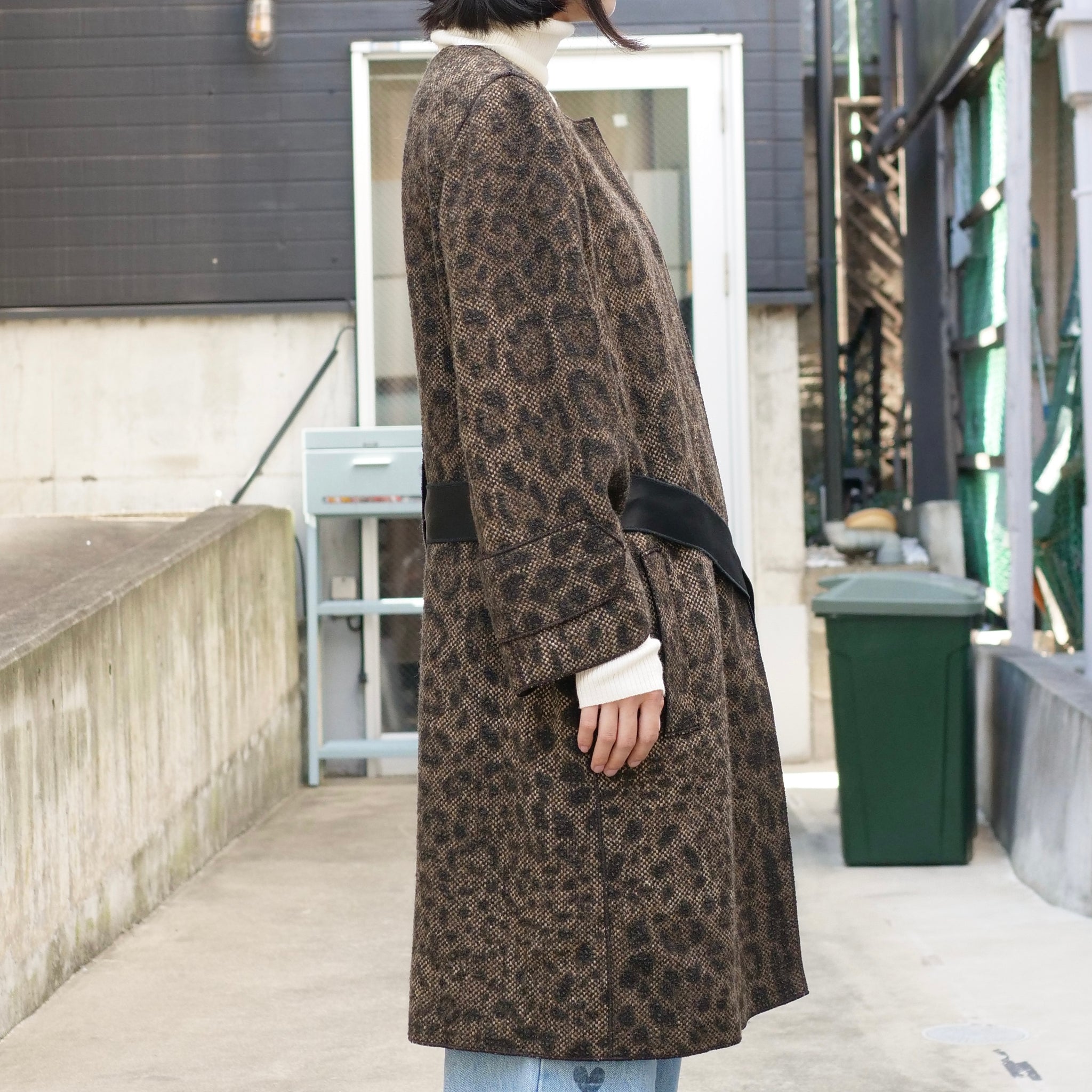 [OLD&VINTAGE] DOLCE&GABBANA ノーカラーヒョウ柄コート