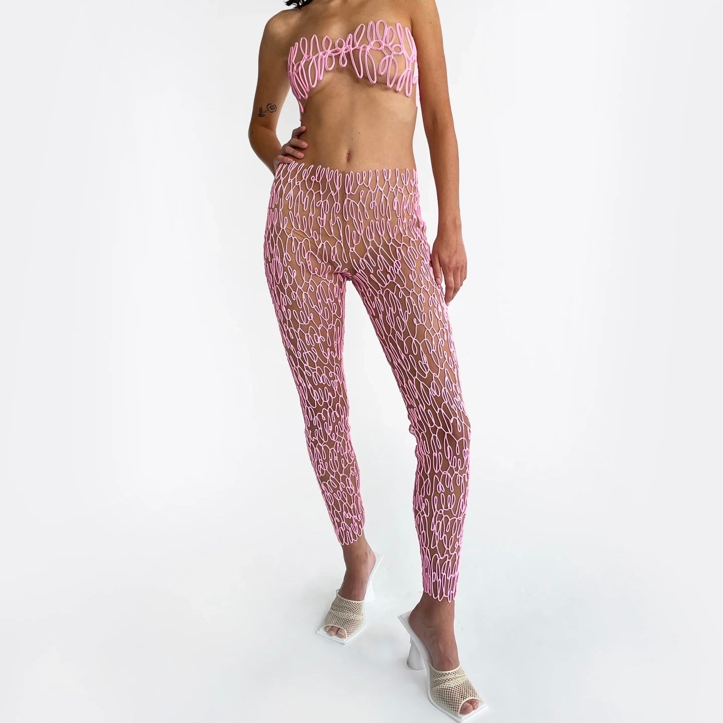 KASIA KUCHARSKA – dim at noon