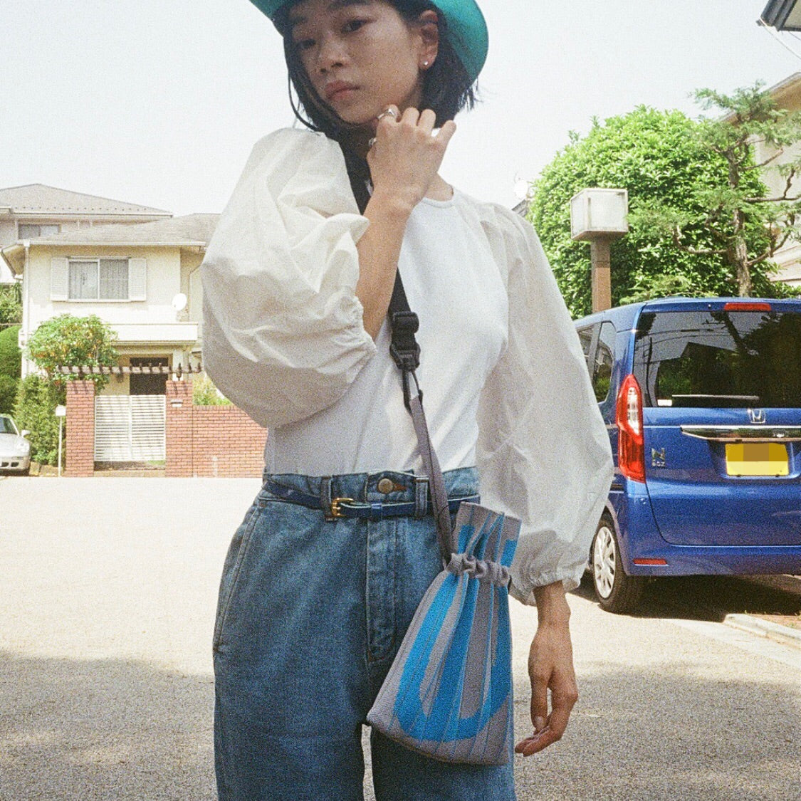 SALE】SODUK pleated knit pouch / gray – dim at noon