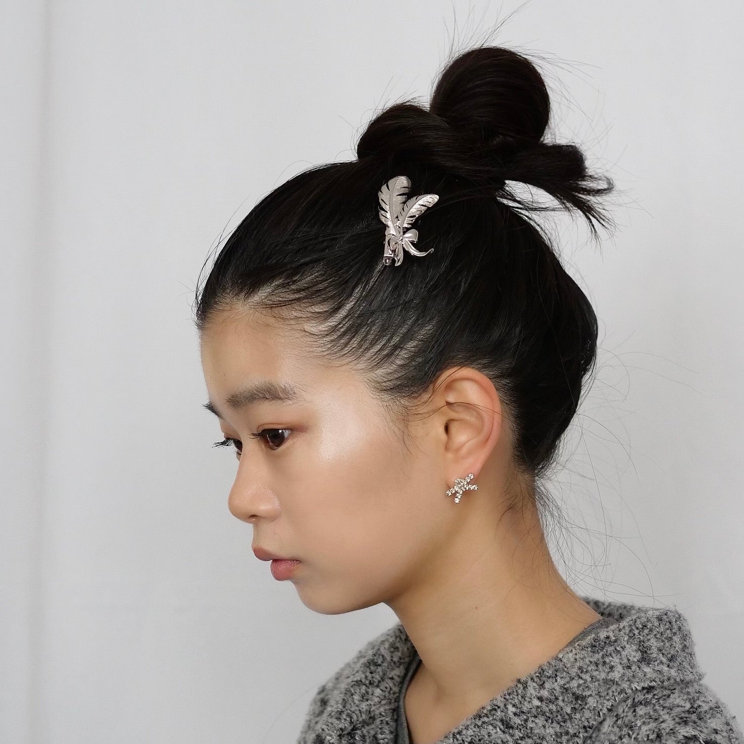 YVMIN×SHUSHU/TONG – dim at noon