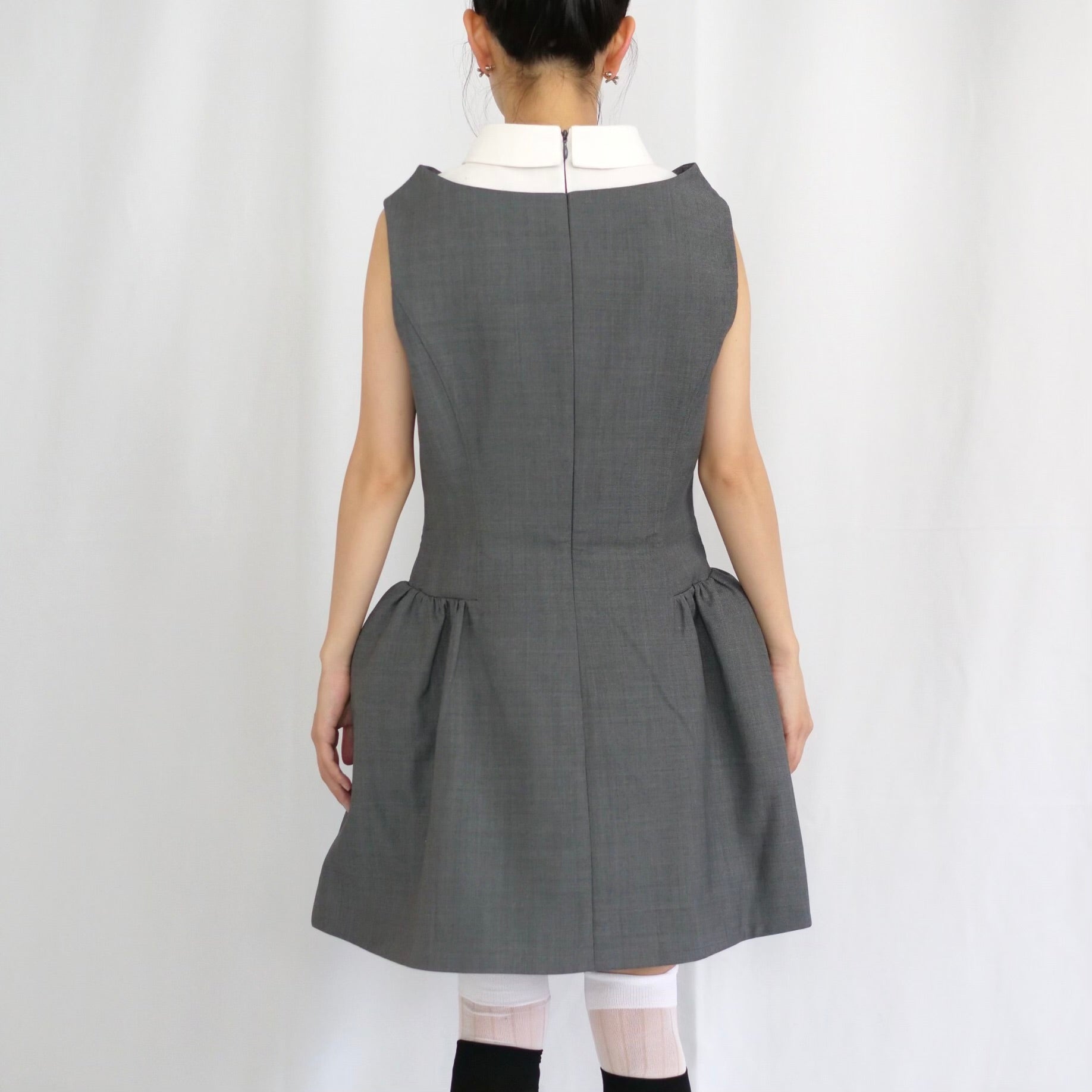 SHUSHU/TONG  Shirtneck patchwork sleeveless dress / grey