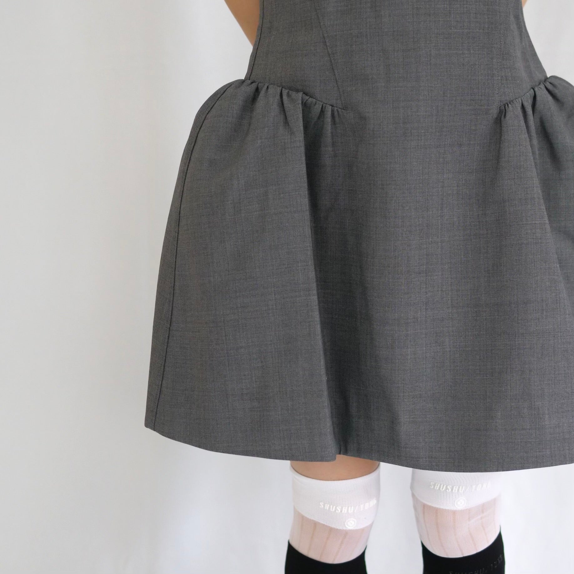 SHUSHU/TONG  Shirtneck patchwork sleeveless dress / grey