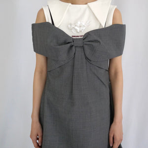SHUSHU/TONG  Bow off-shoulder dress / grey