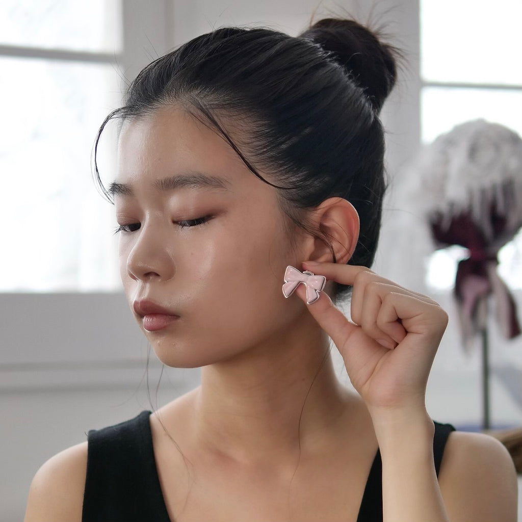 SHUSHU/TONG  Ceramics Bowknot Earring(ピアス) / pink