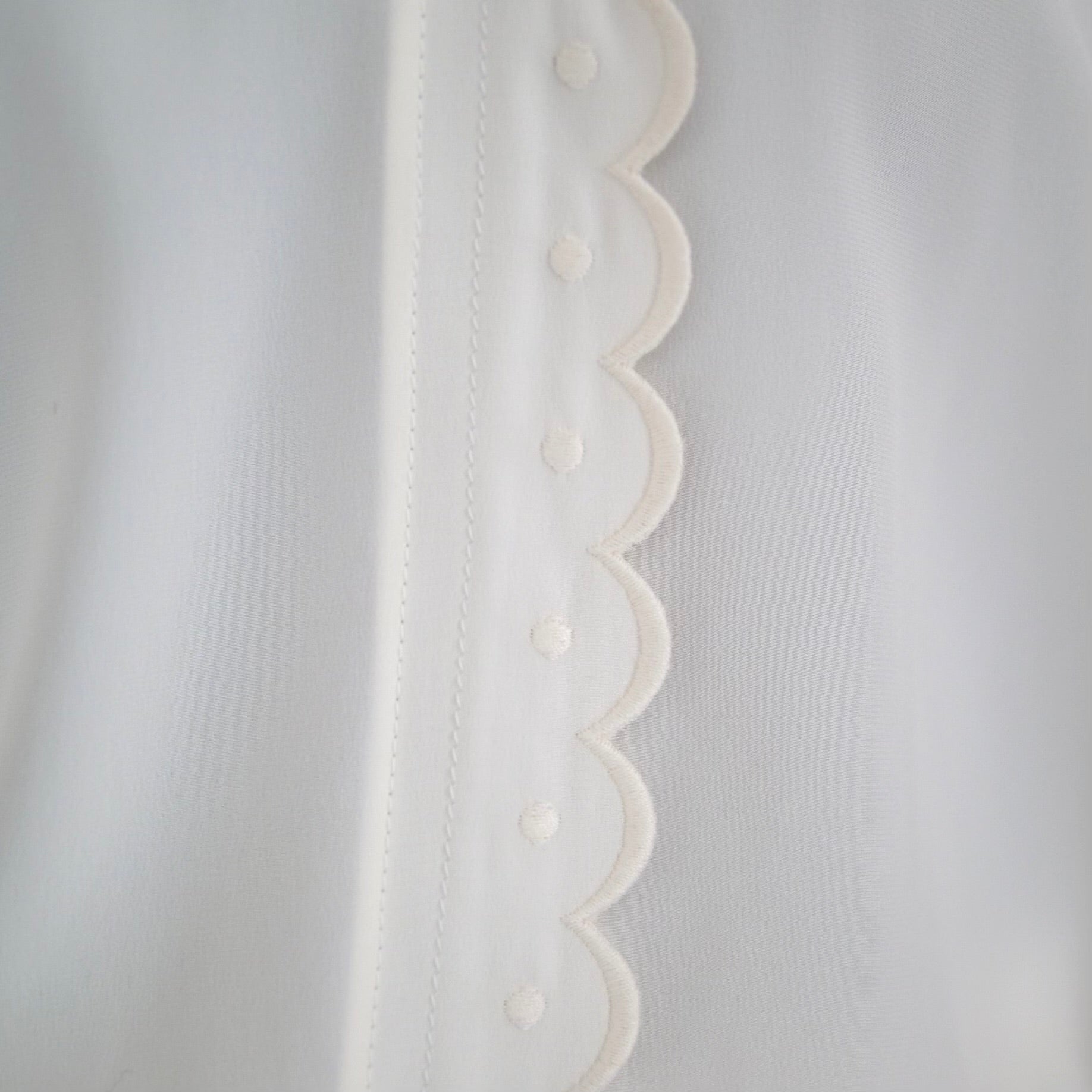 [OLD&VINTAGE] CELINE Scalloped Placket Silk Blouse
