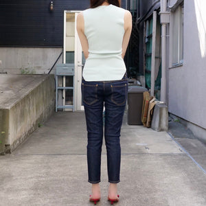 [OLD&VINTAGE] Mame Kurogouchi Hole Knitted Top (PALE GREEN)