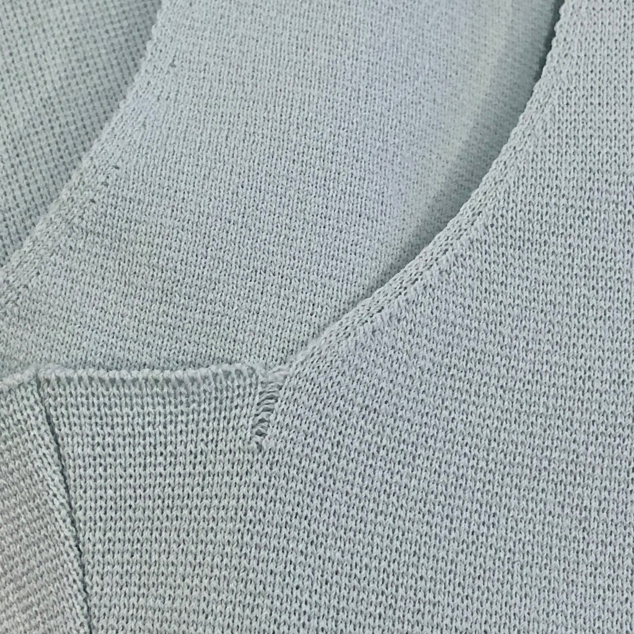 [OLD&VINTAGE] Mame Kurogouchi Hole Knitted Top (PALE GREEN)