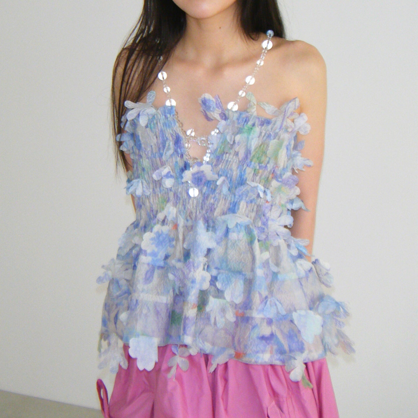 SUSAN FANG FLOWER-LASER CUT SHIRRED TOP / BLUE – dim at noon
