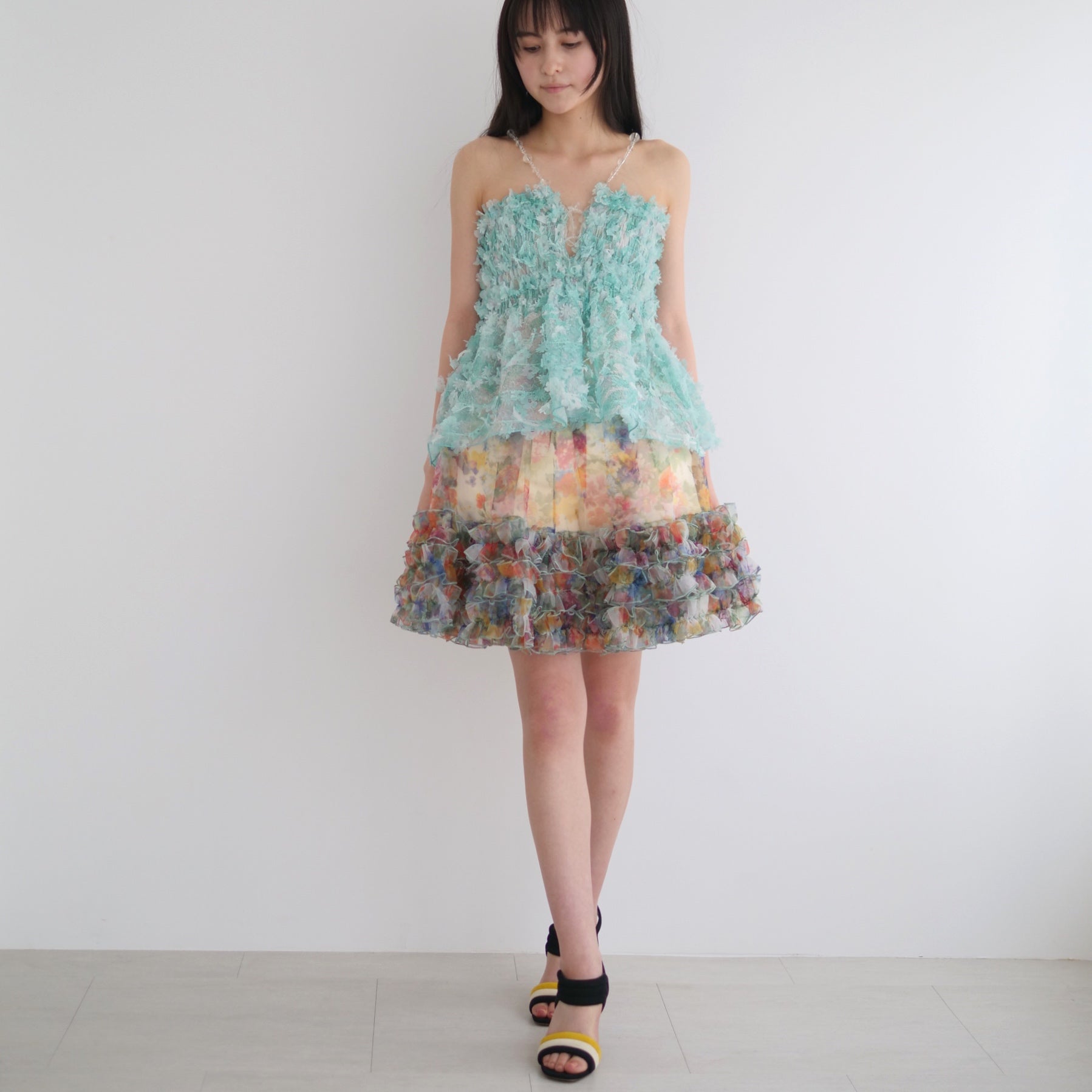 【SUSAN FANG】 ビーズブラトップ 美品 値下げ中 SUSAN FANG FLOWER-LASER CUT SHIRRED TOP / GREEN – dim at noon