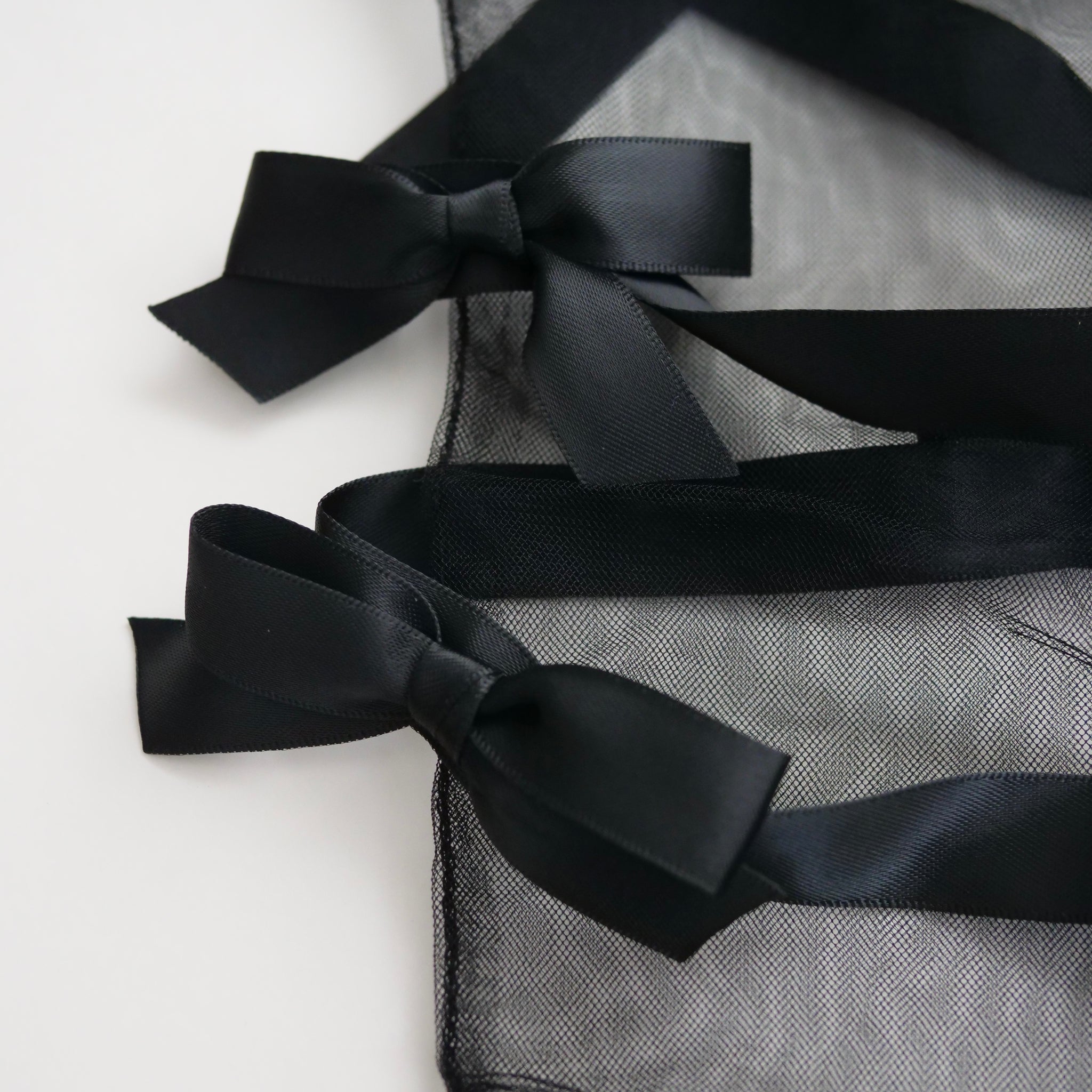 SUSAN FANG　RIBBON BOW GLOVES (BLACK)