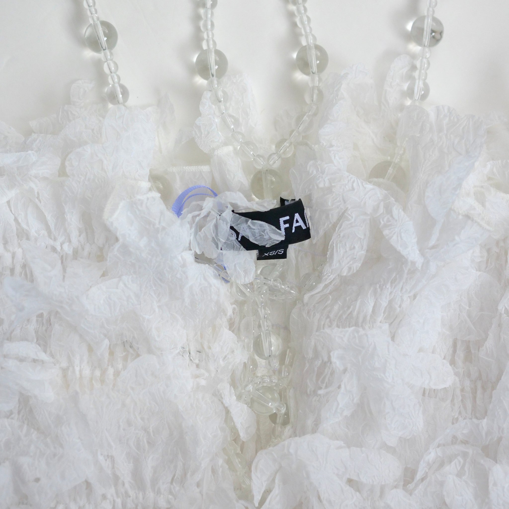 SUSAN FANG　FLOWER-LASER CUT SHIRRED TOP / WHITE