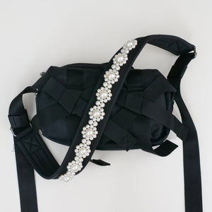 SIMONE ROCHA　CLASSIC BOW CROSSBODY BAG W/ EMB PEARL