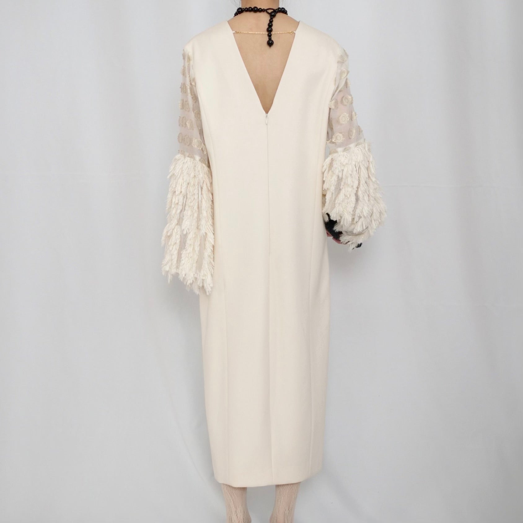 【SALE】[MAME KUROGOUCHI] WOOLLY CUT JACQUARD DRESS – WHITE