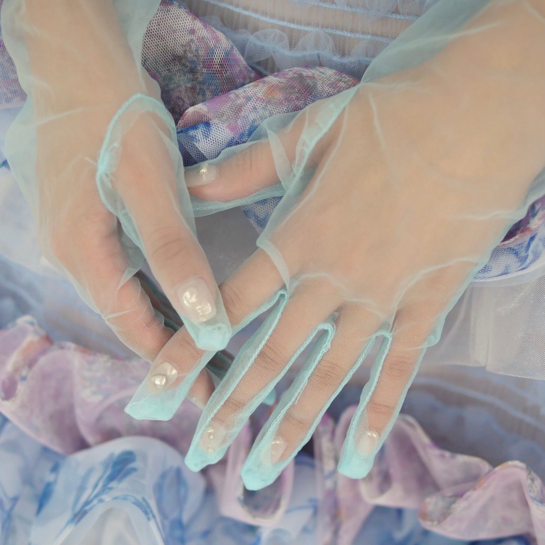 SUSAN FANG　RIBBON BOW GLOVES (BLUE)