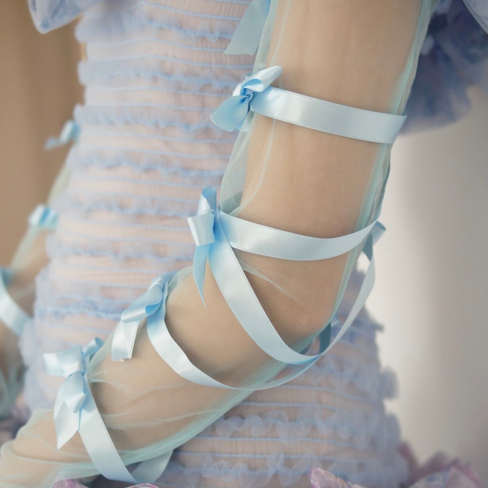 SUSAN FANG　RIBBON BOW GLOVES (BLUE)