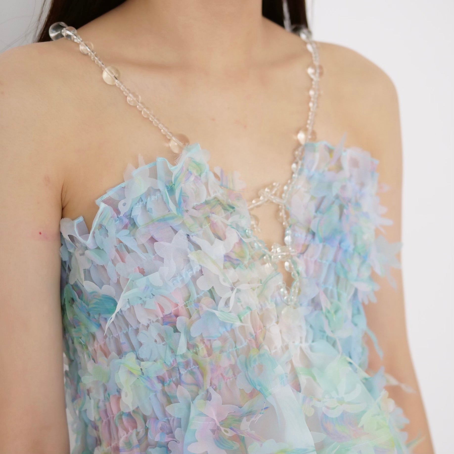 SUSAN FANG　FLOWER-LASER CUT SHIRRED TOP / BLUE