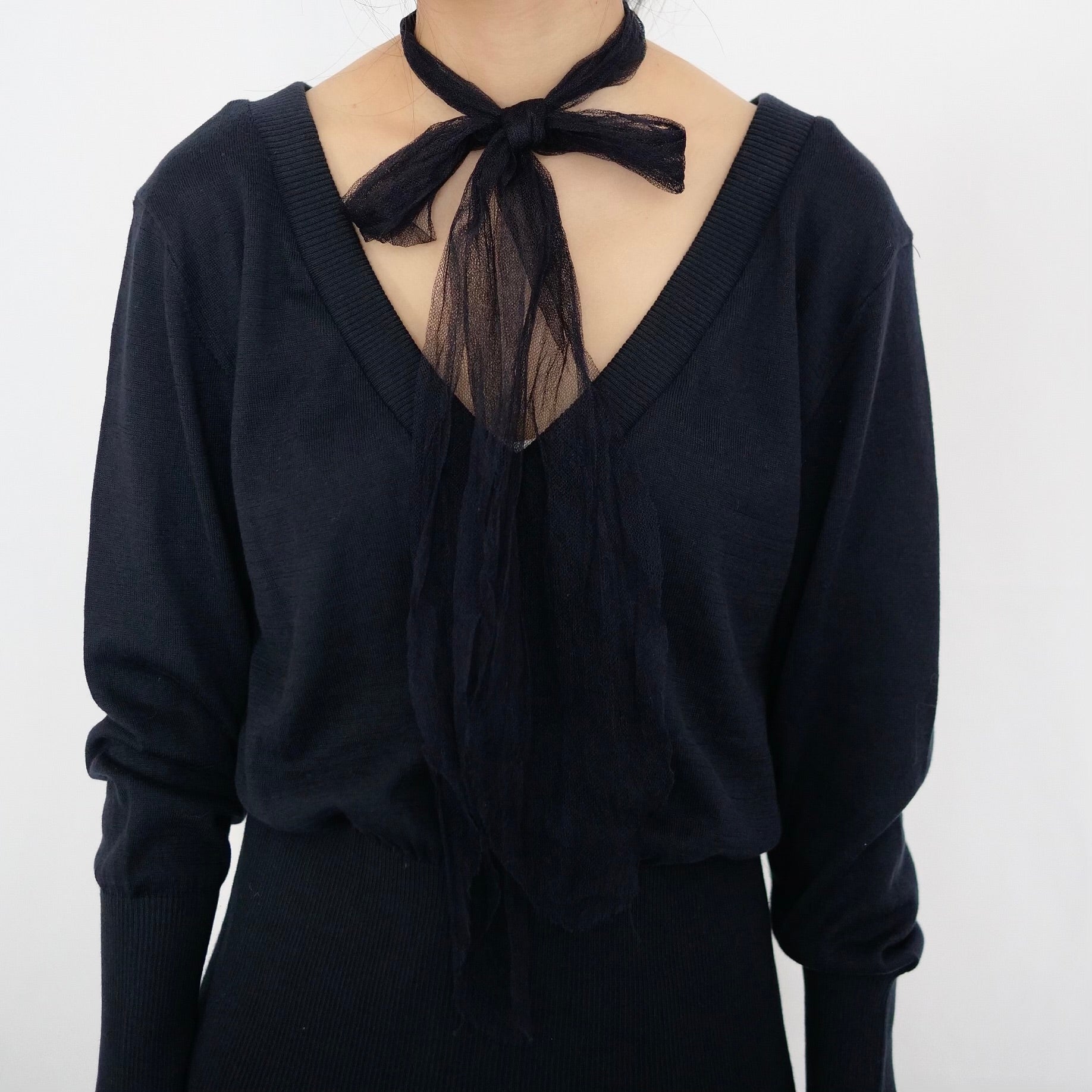 [OLD&VINTAGE] UNDERCOVER V/Nシルクリボン付きニット