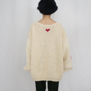 Hand-knitted sweater with coeur-rouge
