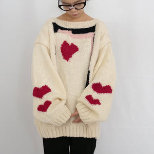 Hand-knitted sweater with coeur-rouge