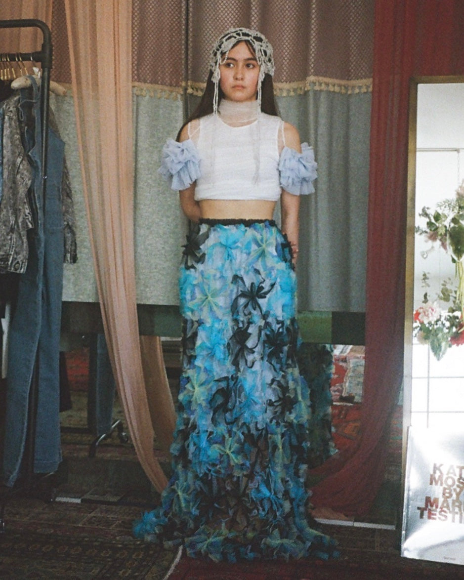 SUSAN FANG　SHIRRED BANDAGE WRAP TOP WITH PUFF SLEEVES IN BLUE