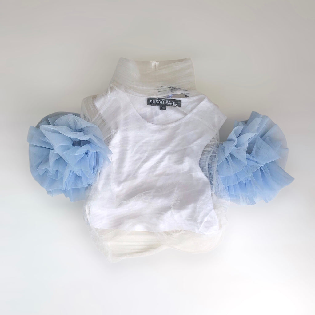 SUSAN FANG　SHIRRED BANDAGE WRAP TOP WITH PUFF SLEEVES IN BLUE