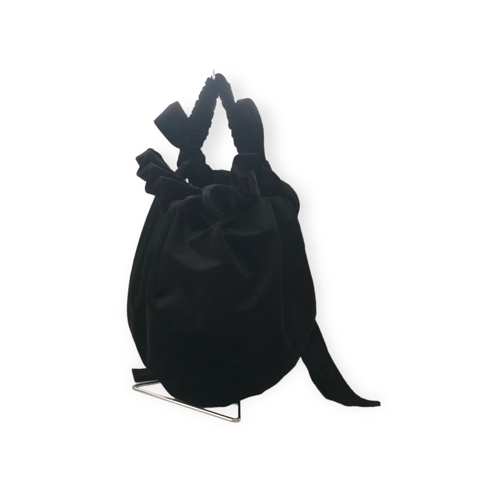 HAENGNAE OMOCHI SLEEVE BAG / Black