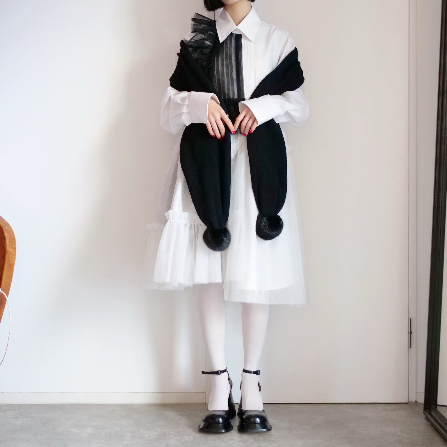 [OLD&VINTAGE] LOUIS VUITTON モノグラムボンボン付マフラー