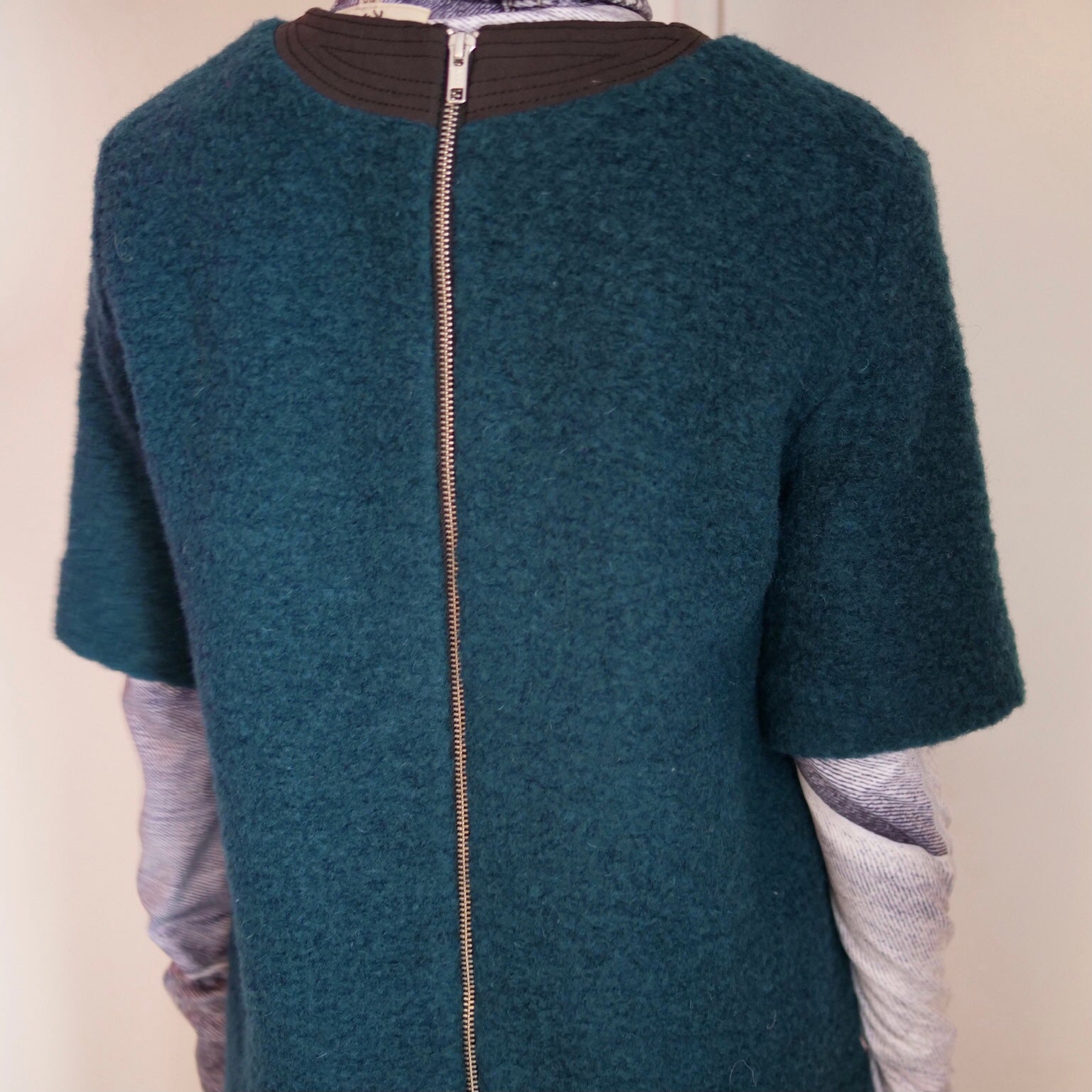 [OLD&VINTAGE] 圧縮ウールBACKジップPULL OVER