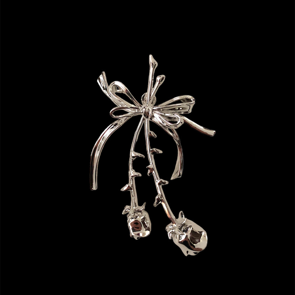 SHUSHU/TONG  double rose bow earring / silver