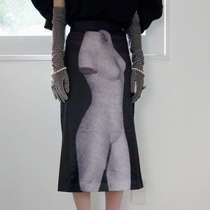 JOHN  Black Sculpture Print Midi Skirt / BLACK