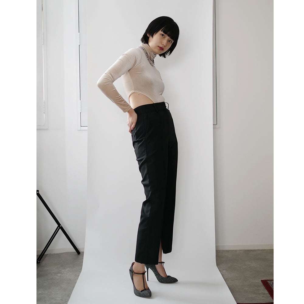 [SALE]MADROMY　VELOR DEEP CUT BODY SUIT