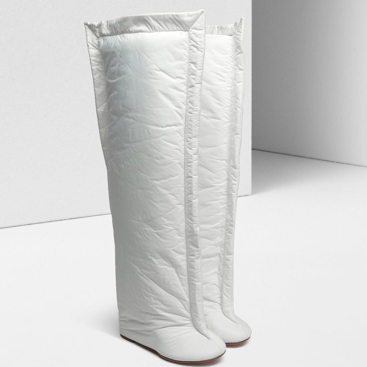 SALE】MM6 Maison Margiela ピロー ニー ブーツ – dim at noon